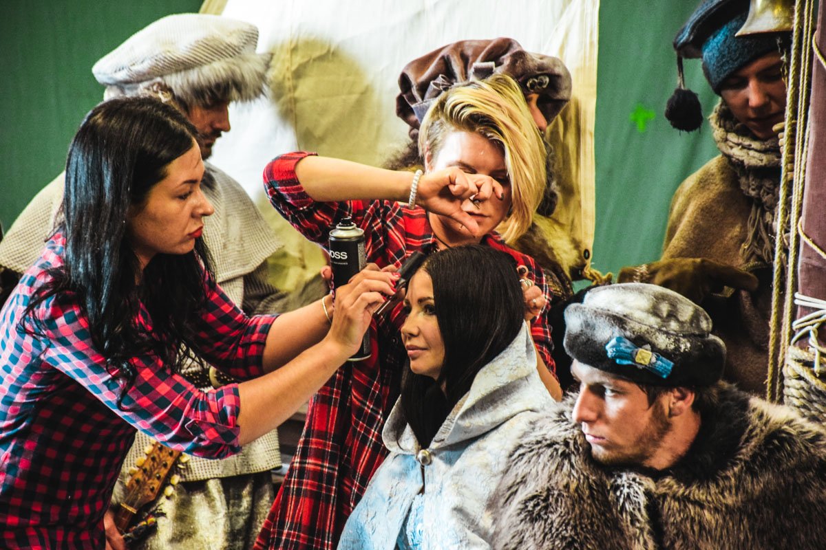 Приготовления перед очередным дублем Приготовления перед очередным дублем