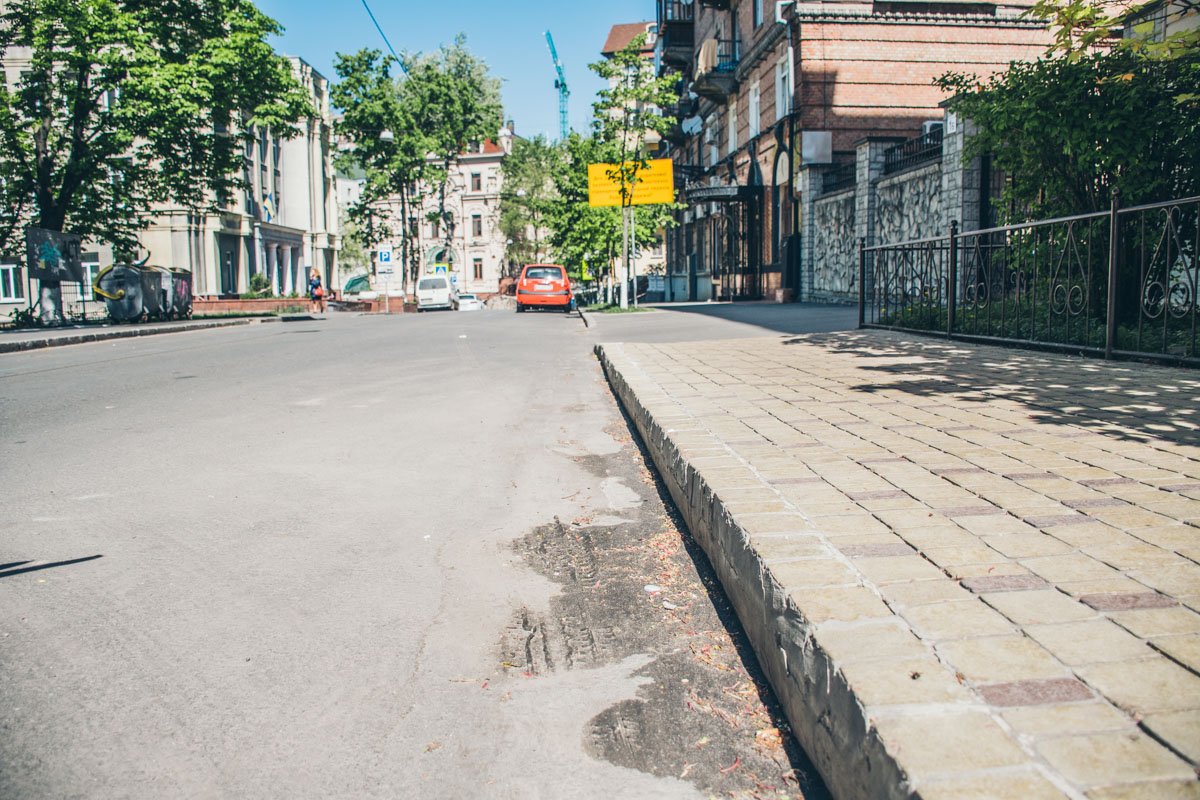 Приятно смотреть на улицу после ремонта, и видеть там его результат