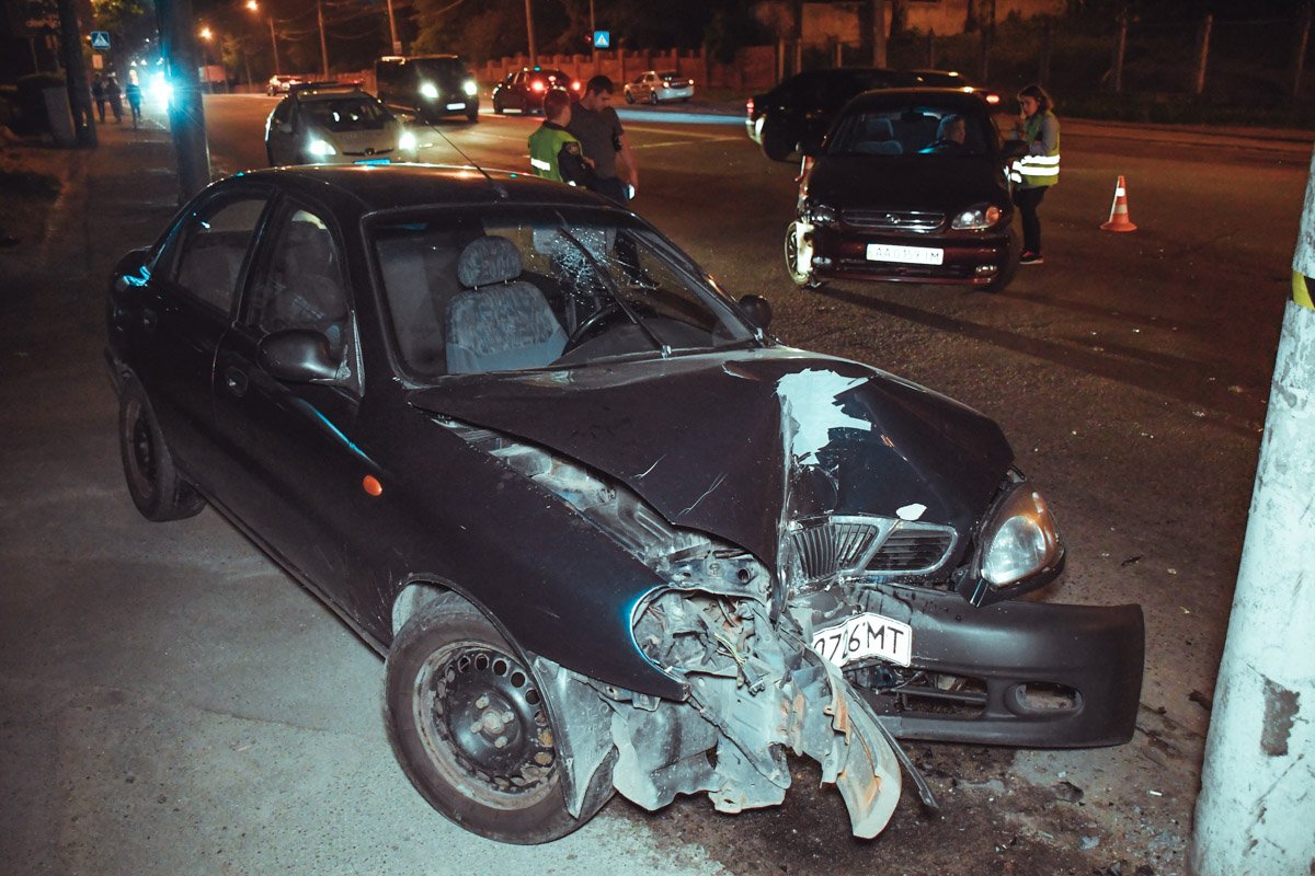 Водитель ЗАЗ не пострадал Водитель ЗАЗ не пострадал