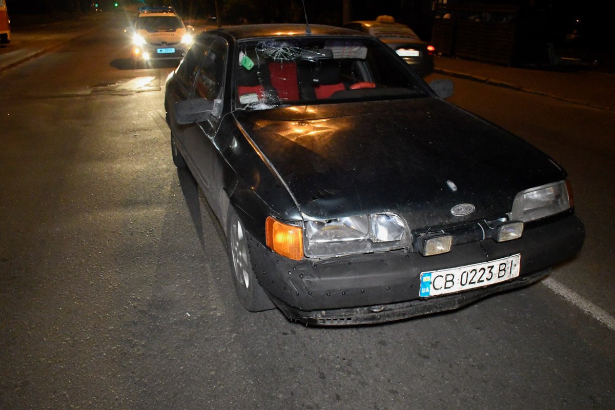 На месте работали полиция и медики