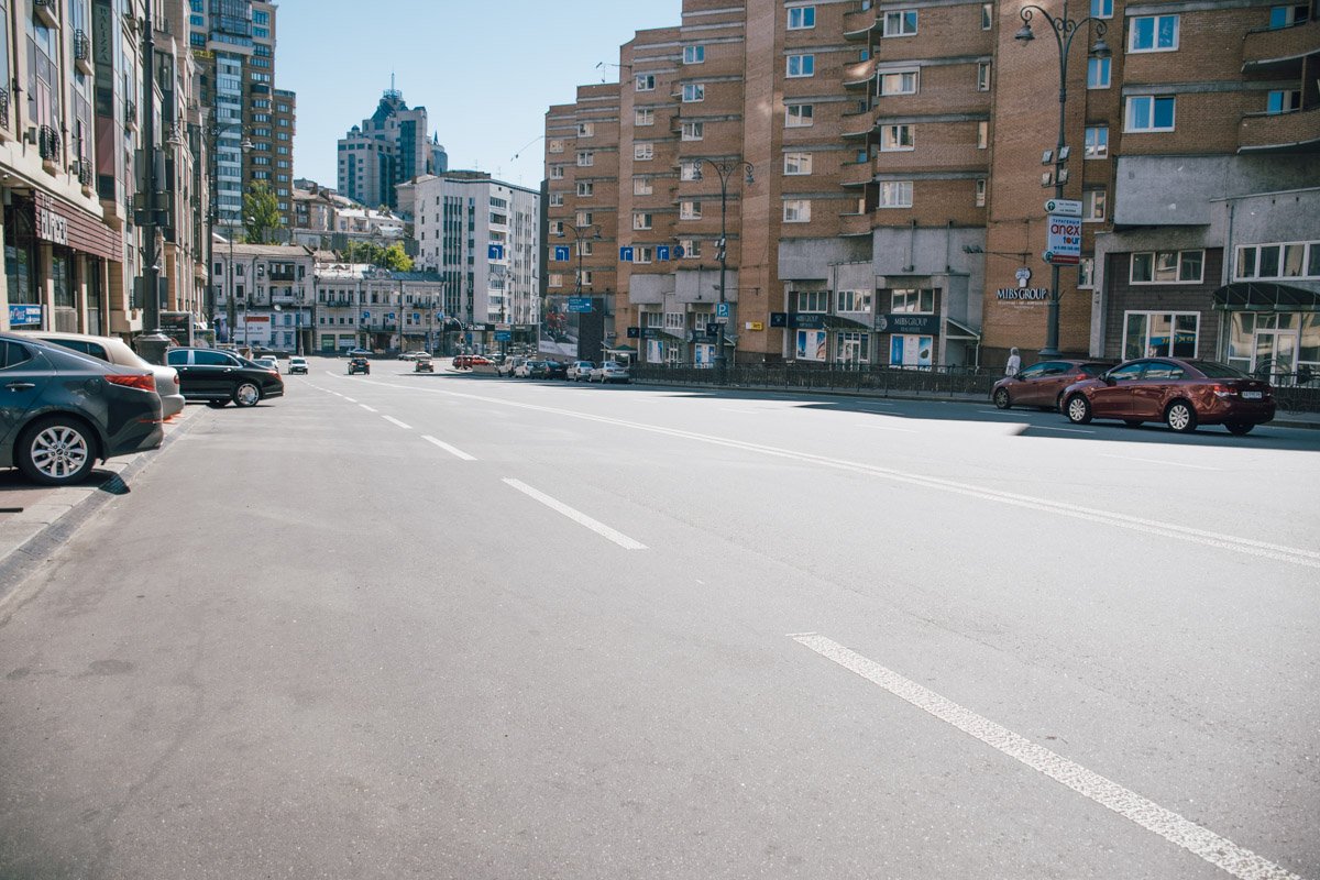 Мы решили отправиться в Печерский район и проехаться по улице Скоропадского