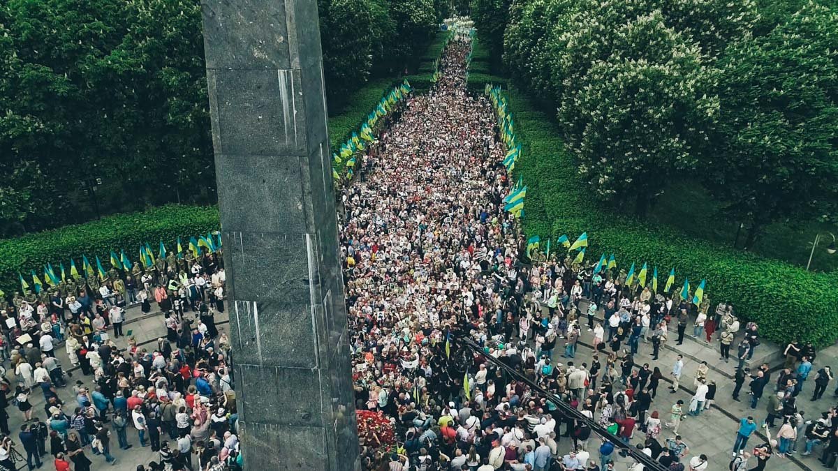 Все проходит мирно и без провокаций Все проходит мирно и без провокаций