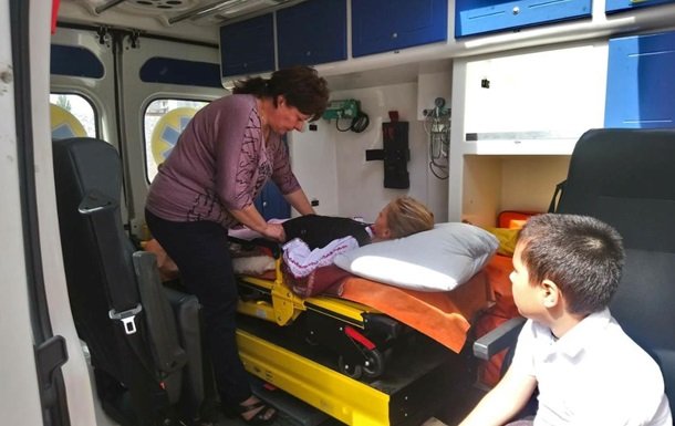 В больницах Черкасс находится 53 ученика и 4 учителя