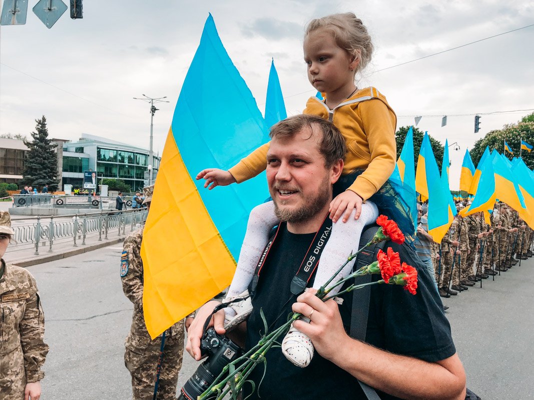 Горожане пришли поклониться бабушкам и дедушкам, пережившим войну Горожане пришли поклониться бабушкам и дедушкам, пережившим войну