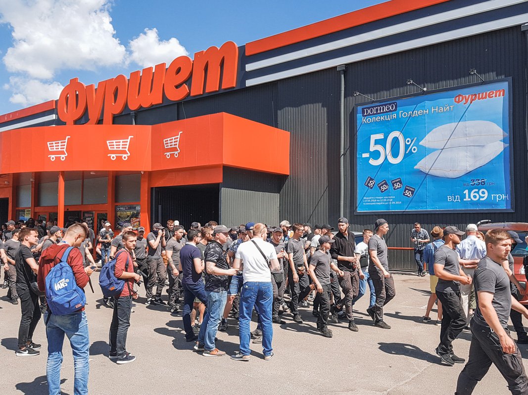 В ожидании перевозчиков