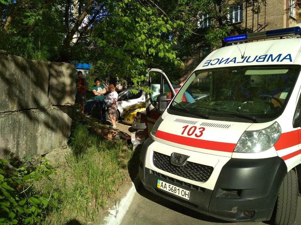 Полиция Киева объявила по городу план-перехват по задержанию таксиста