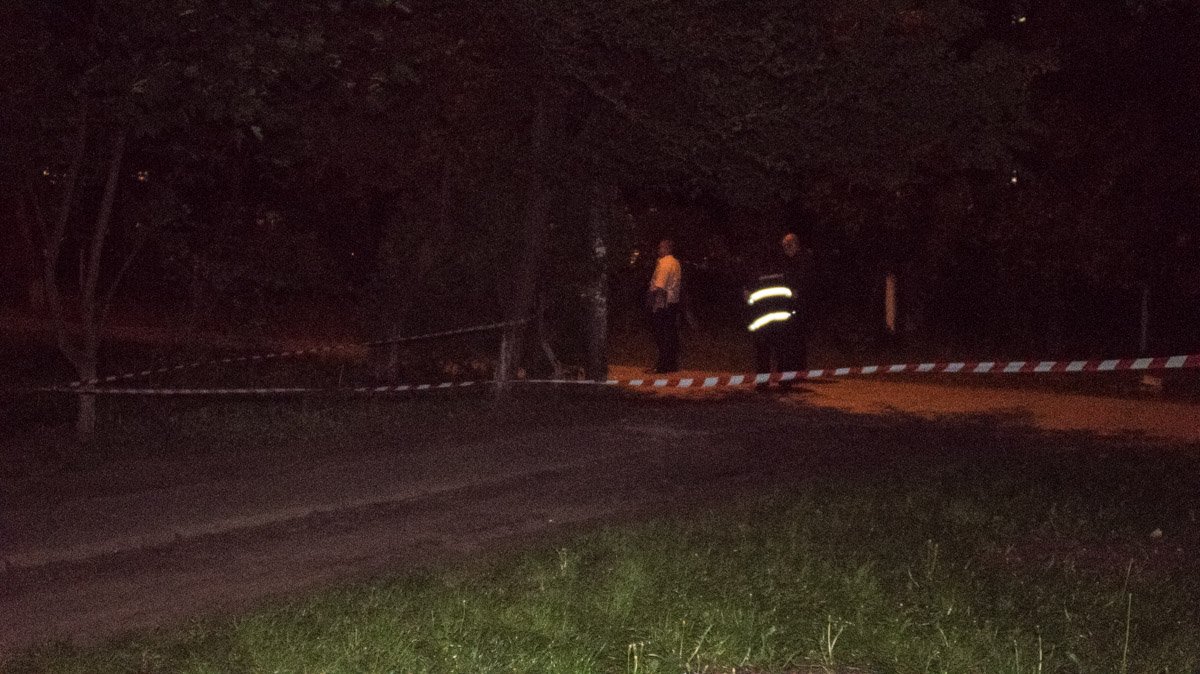 На месте работают эксперты и следственно-оперативная группа