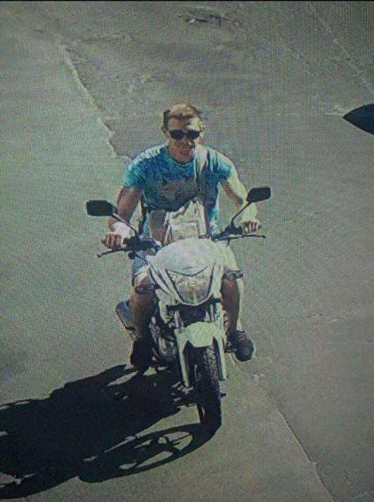 Похититель на мотоцикле Маси Найема