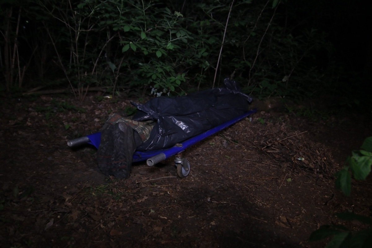 Тело мужчины обнаружили прохожие в лесопосадке