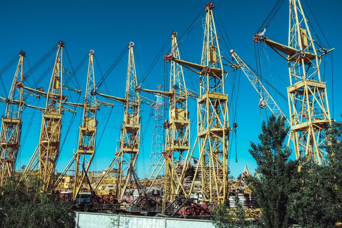 Но теперь они никому ненужны Но теперь они никому ненужны