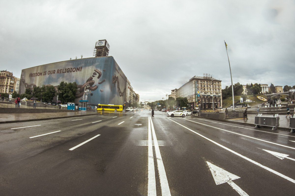 Дальше движение транспорта разрешено