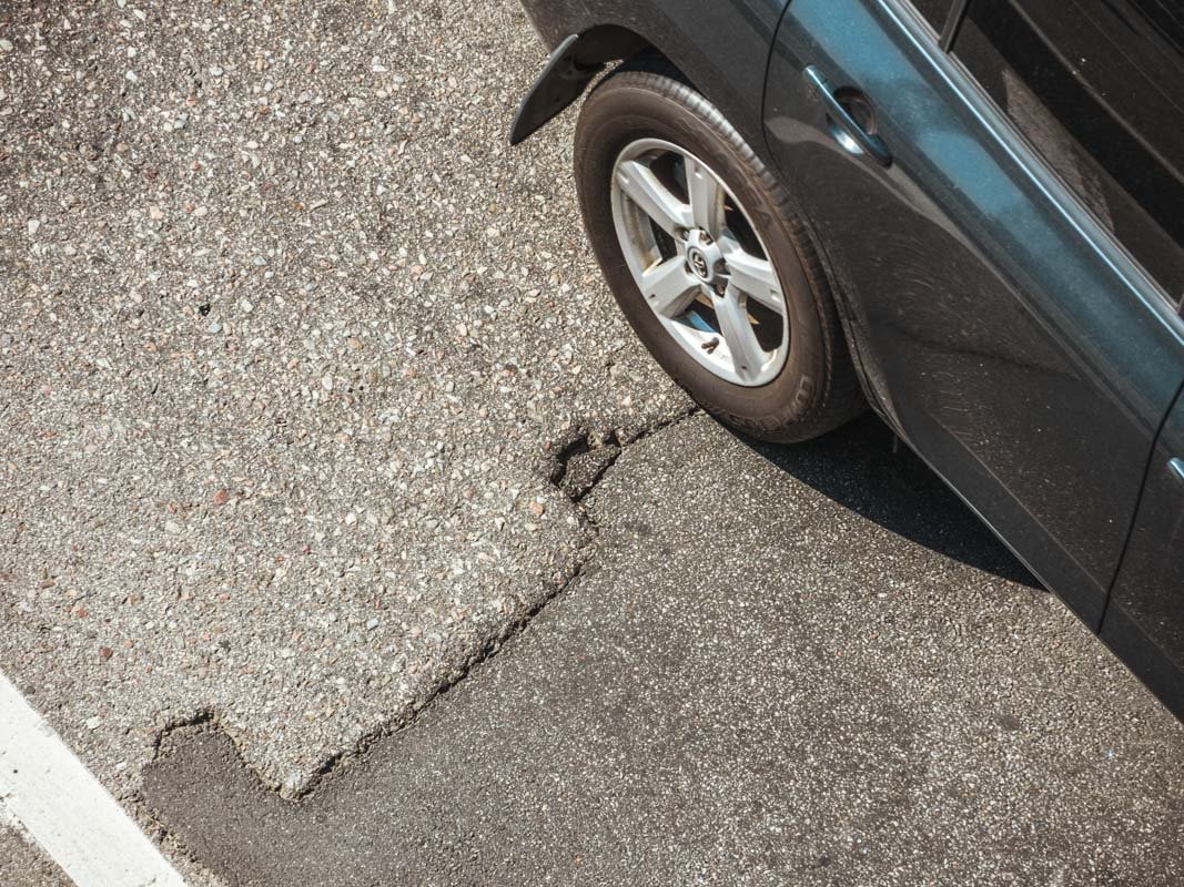 Кое-где стыки