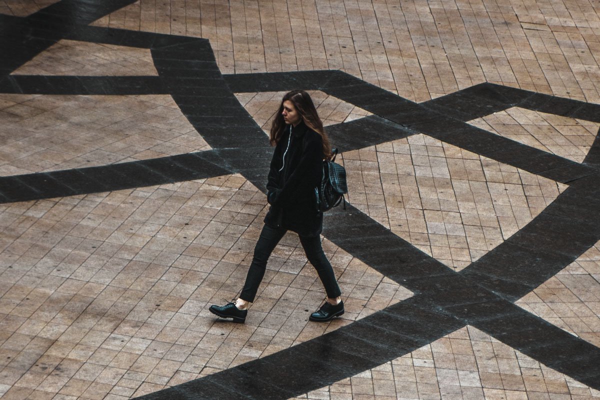 Total black в дождливый понедельник 