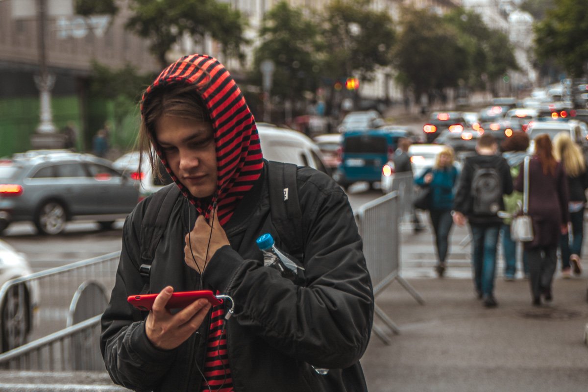 Всегда читаю Информатор по дороге на работу!