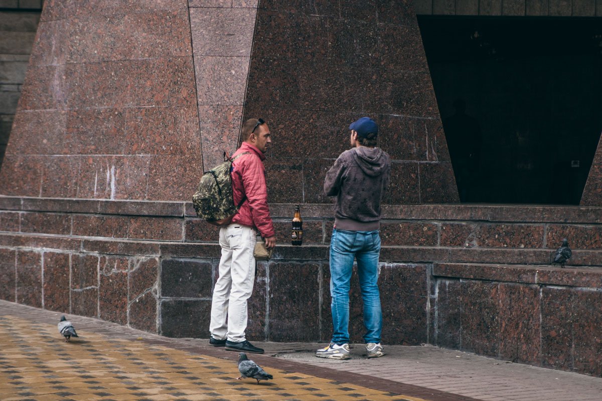 А некоторым с утра нужен совсем не кофе...