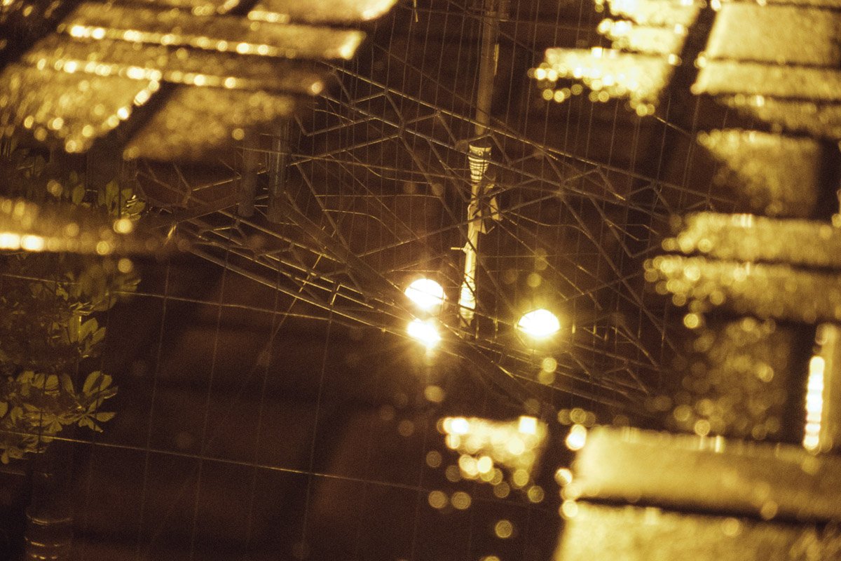 И фонари отбиваются в воде И фонари отбиваются в воде