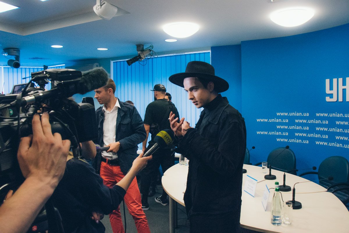 15 мая в Киеве прошла пресс-конференция Melovin'a