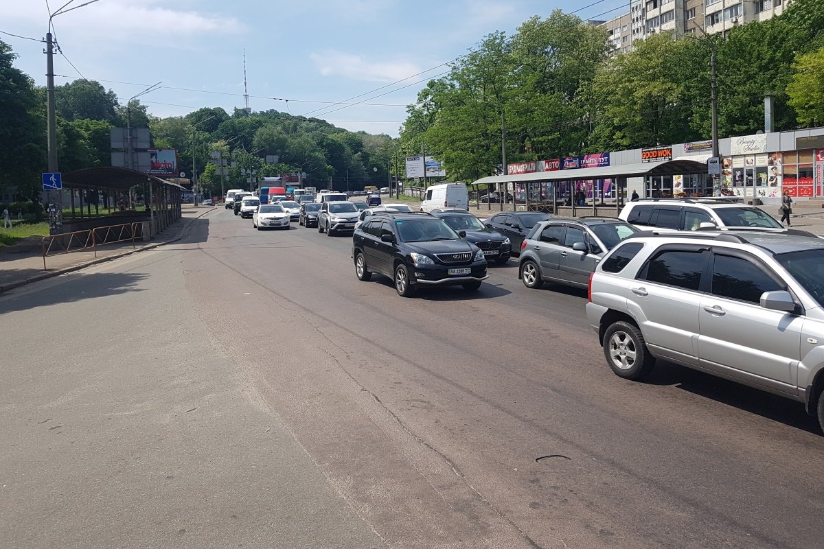 В Киеве идет капитальный ремонт улицу Елены Телиги