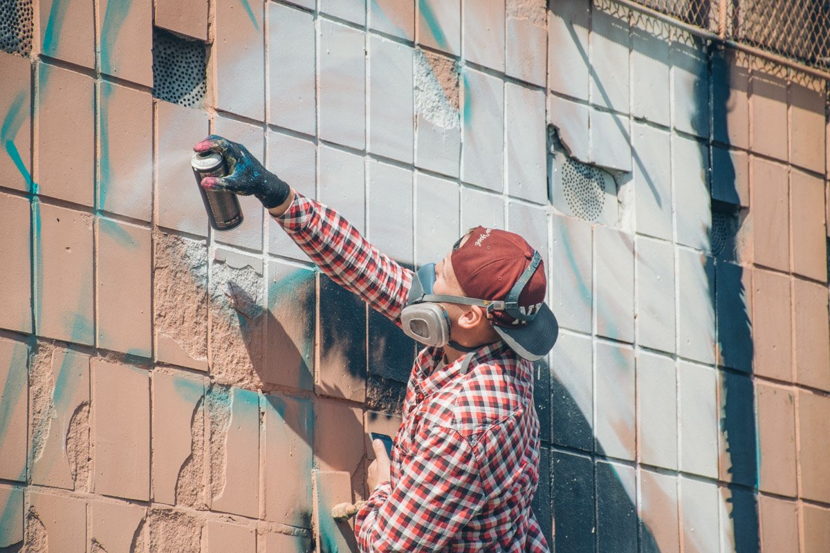 Виталий Гидеван — художник-самоучка