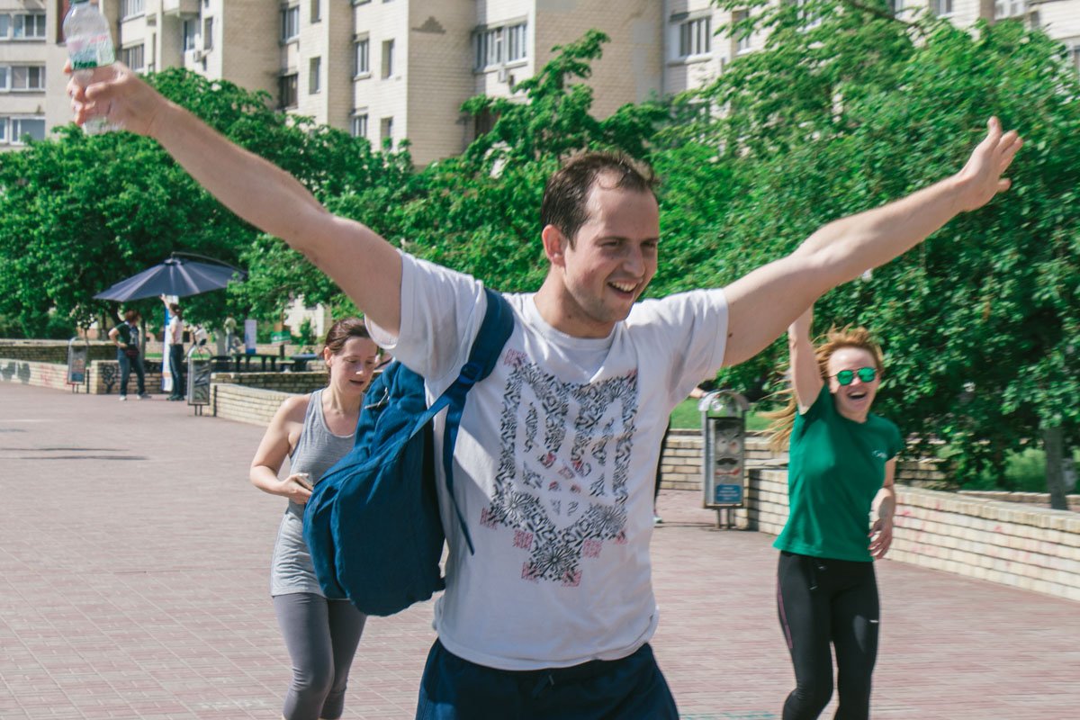 Есть! 5 километров взяты! Есть! 5 километров взяты!