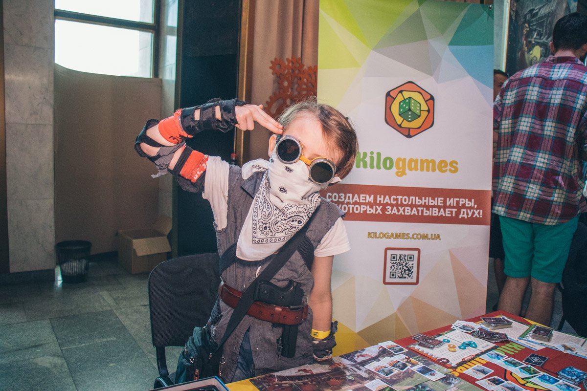 Ты на пенек сел — должен был косарь отдать!