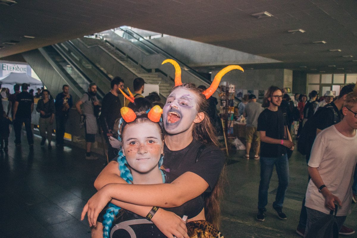 Девочки-тролли из Homestuck Девочки-тролли из Homestuck