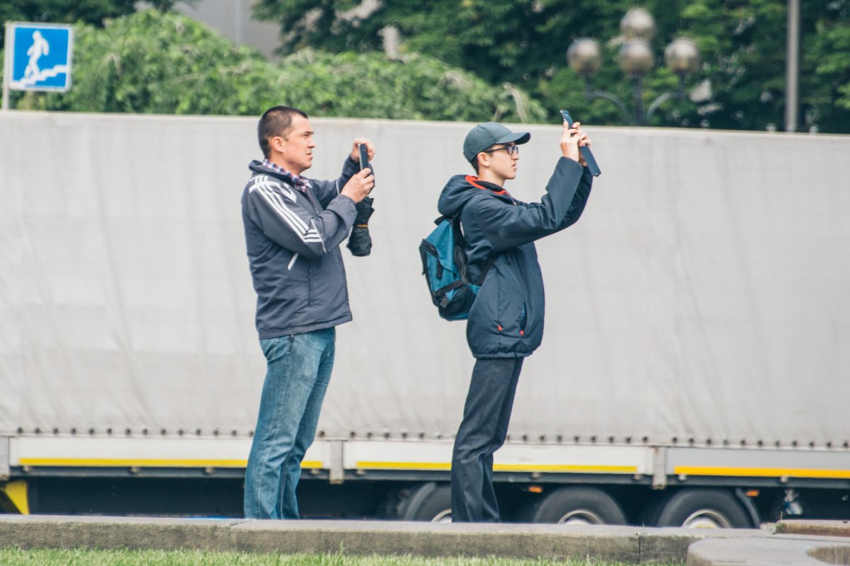 По центру города невозможно пройтись, не сделав хоть одно фото По центру города невозможно пройтись, не сделав хоть одно фото