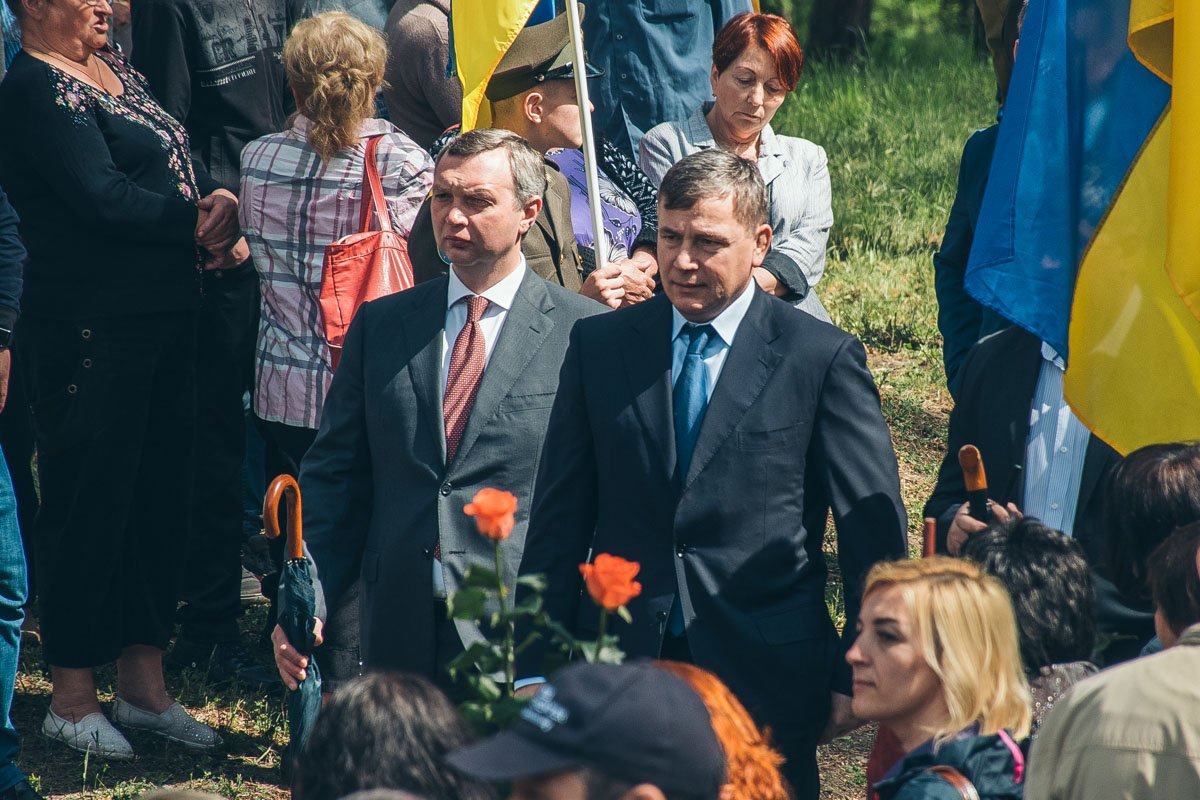 Также пришли чиновники Управления государственной охраны, среди них Валерий Гелетей Также пришли чиновники Управления государственной охраны, среди них Валерий Гелетей