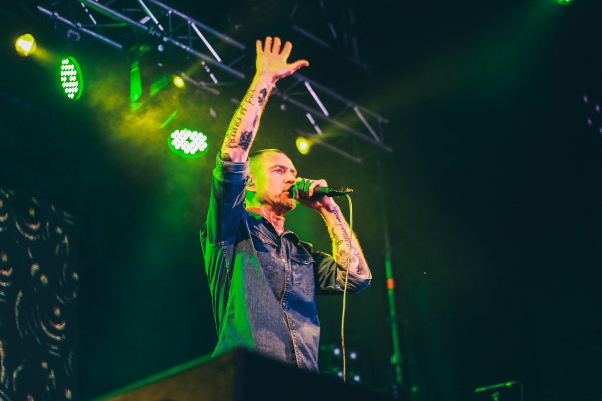 Тело Сергея Михалка тоже украшают татуировки Тело Сергея Михалка тоже украшают татуировки