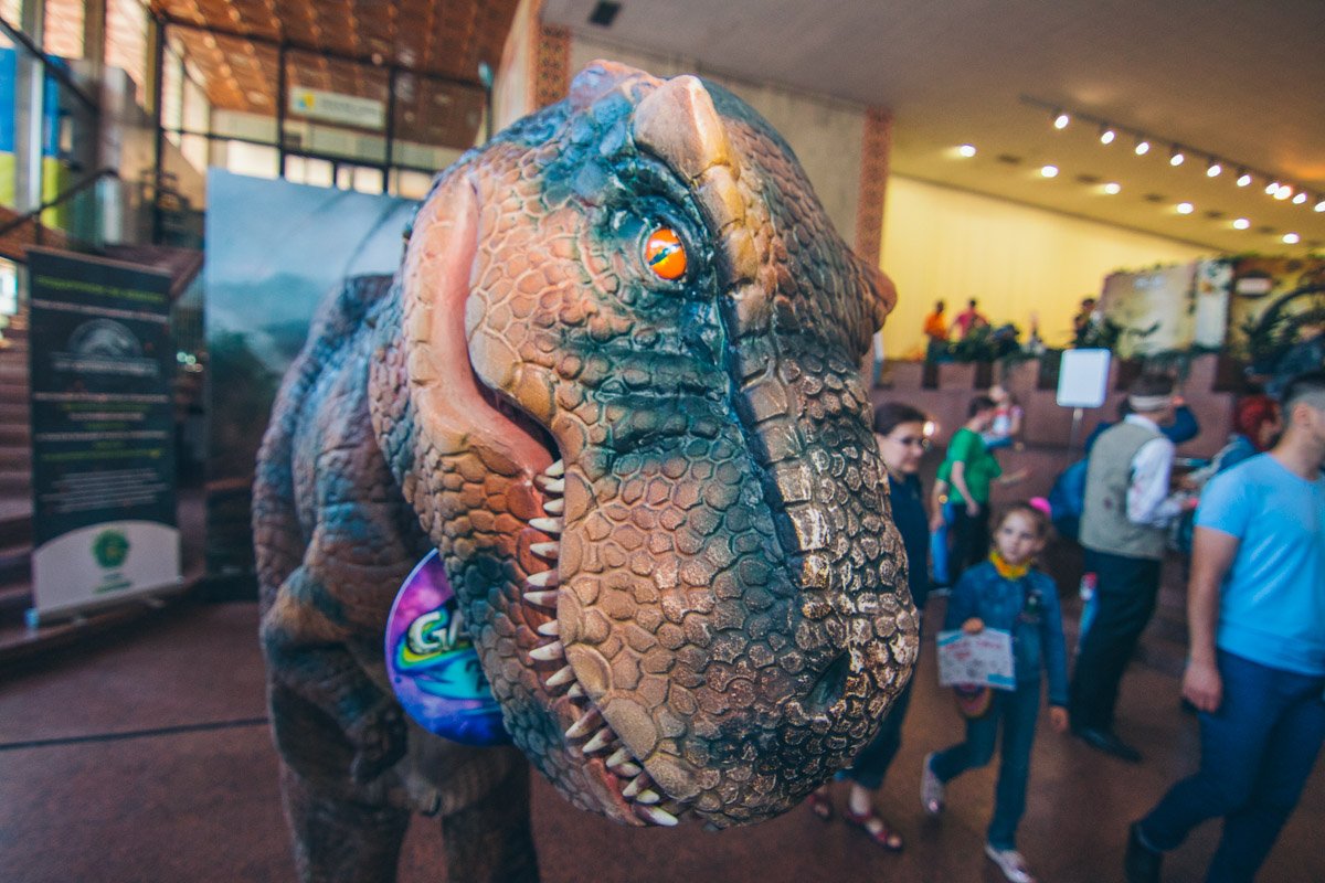 Еще один из семейства динозавров 