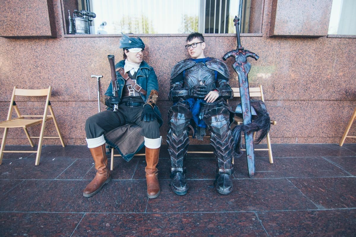 Подустали мир спасать