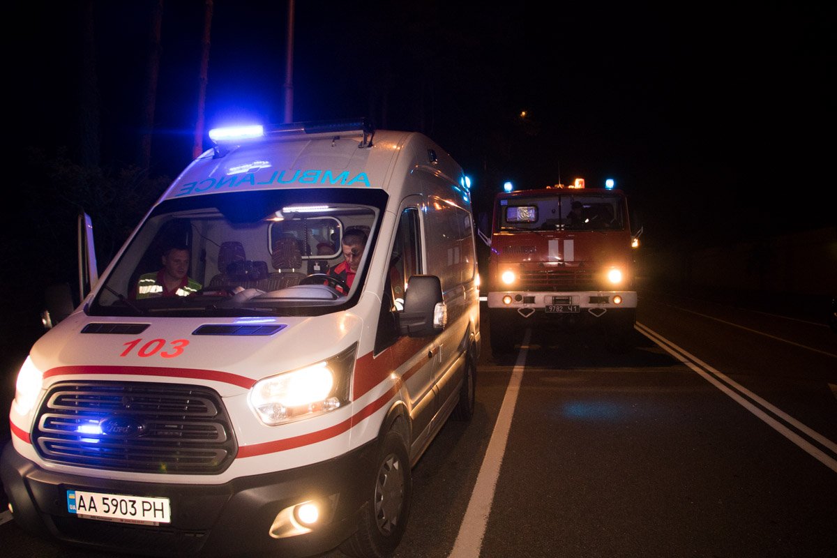 На месте работали спасатели, скорая помощь и патрульная полиция