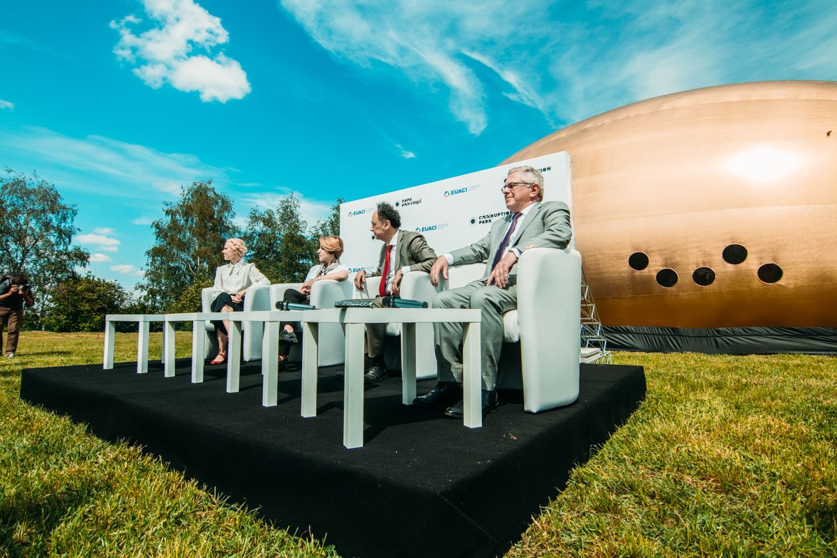 На открытии выступили знаменитые спикеры