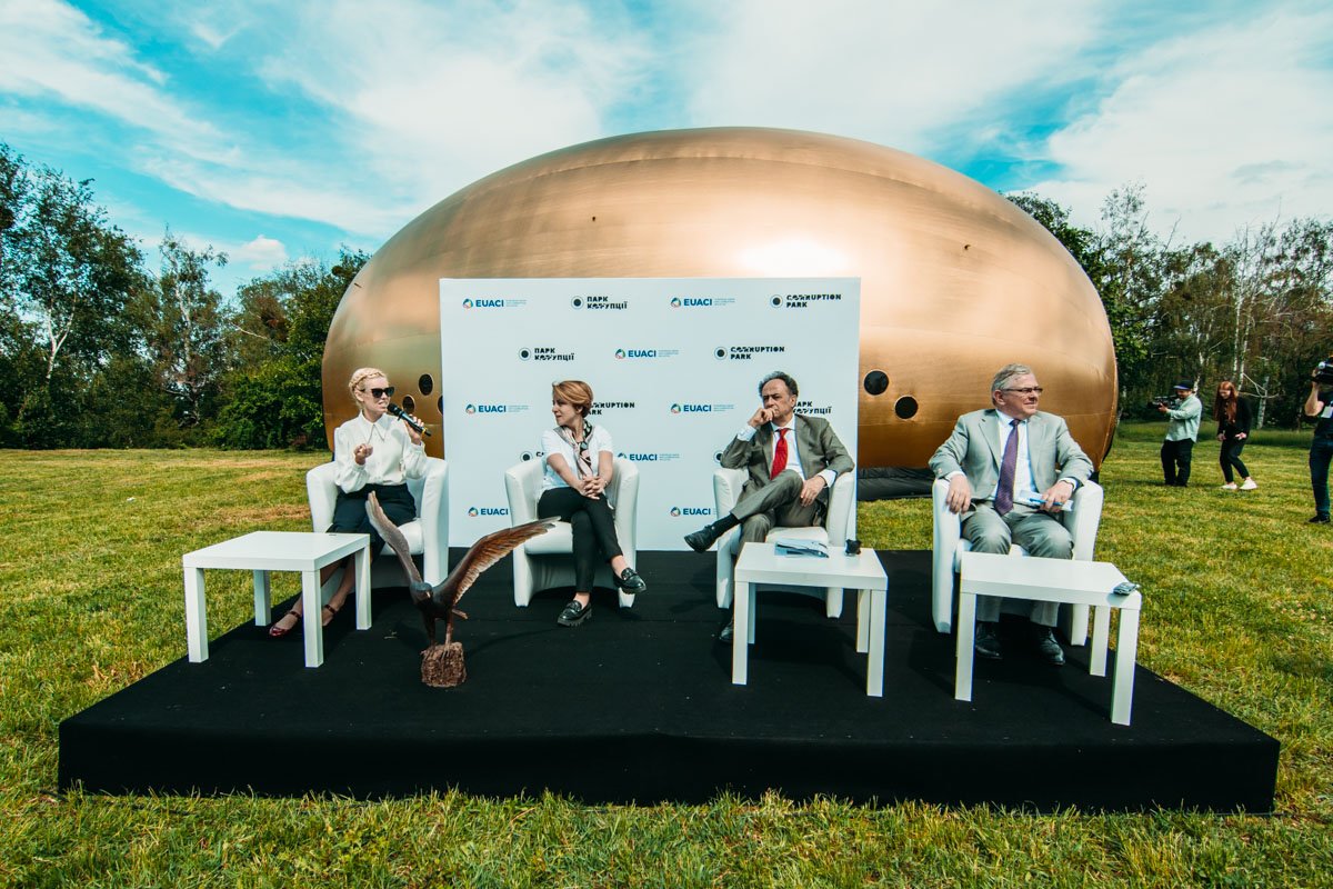 Тут можно будет посмотреть на "артефакты" настоящих уголовных производств 