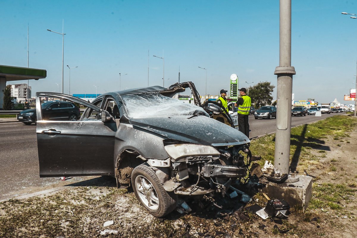 Водителя госпитализировали Водителя госпитализировали