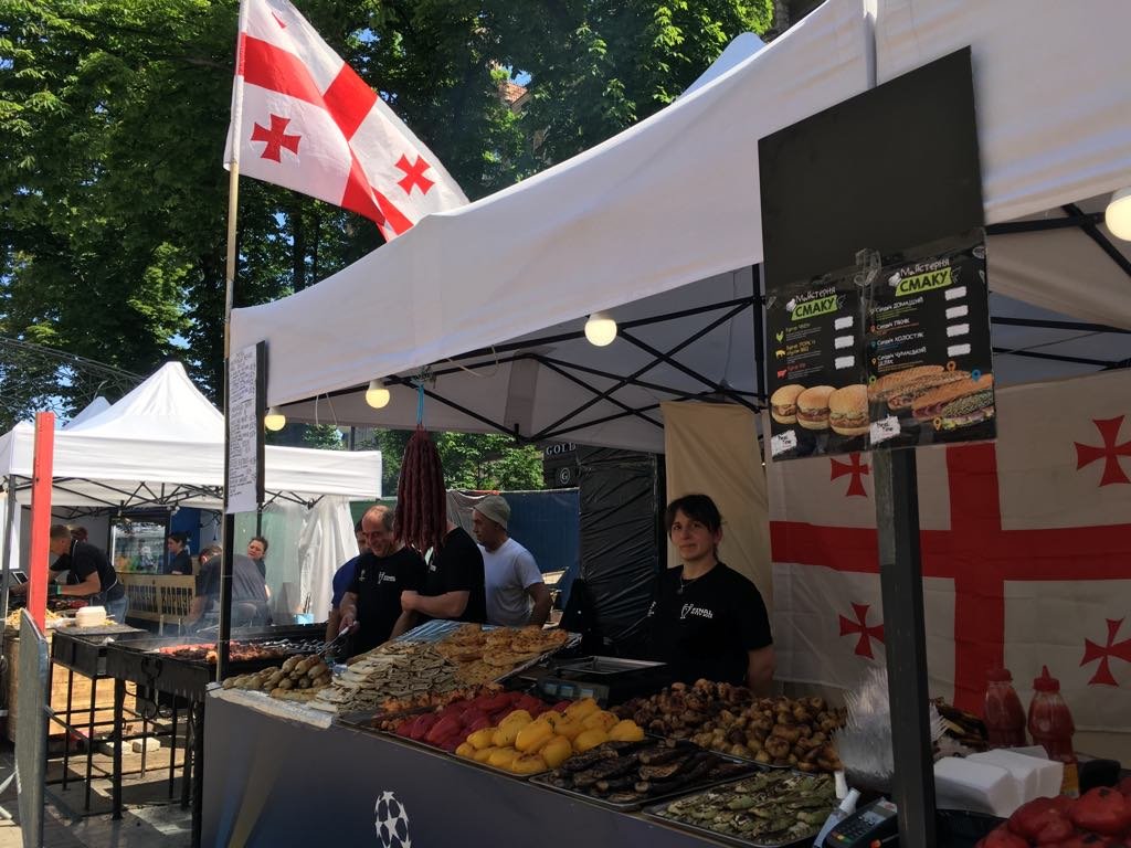 Грузинская кухня - просто бомба!