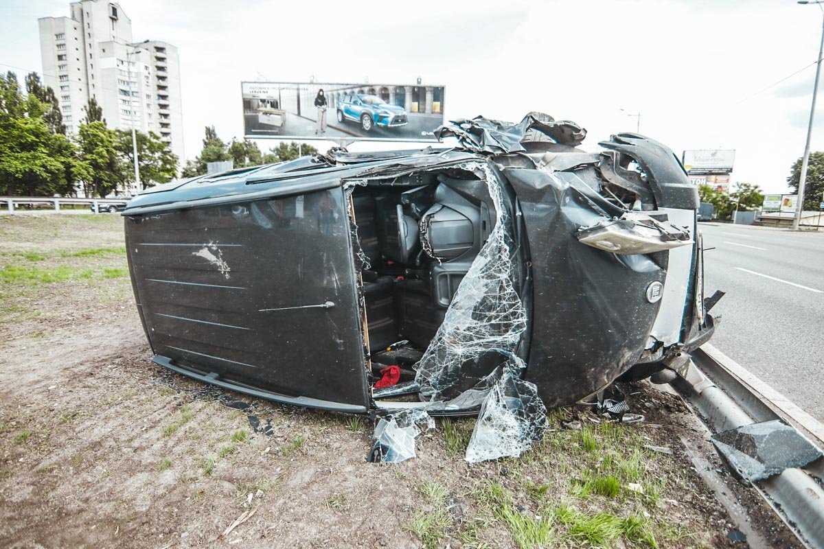 Водителя госпитализировали Водителя госпитализировали