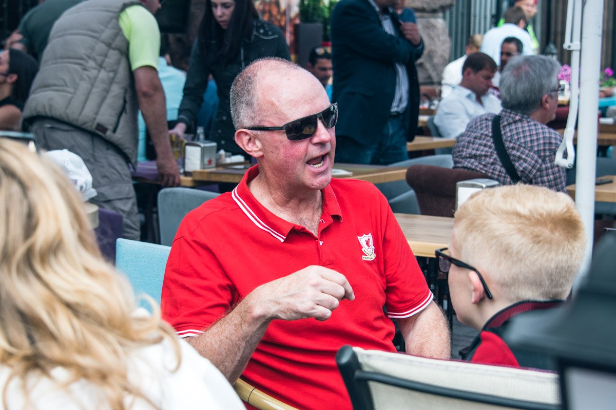 Эмоциональные британцы 