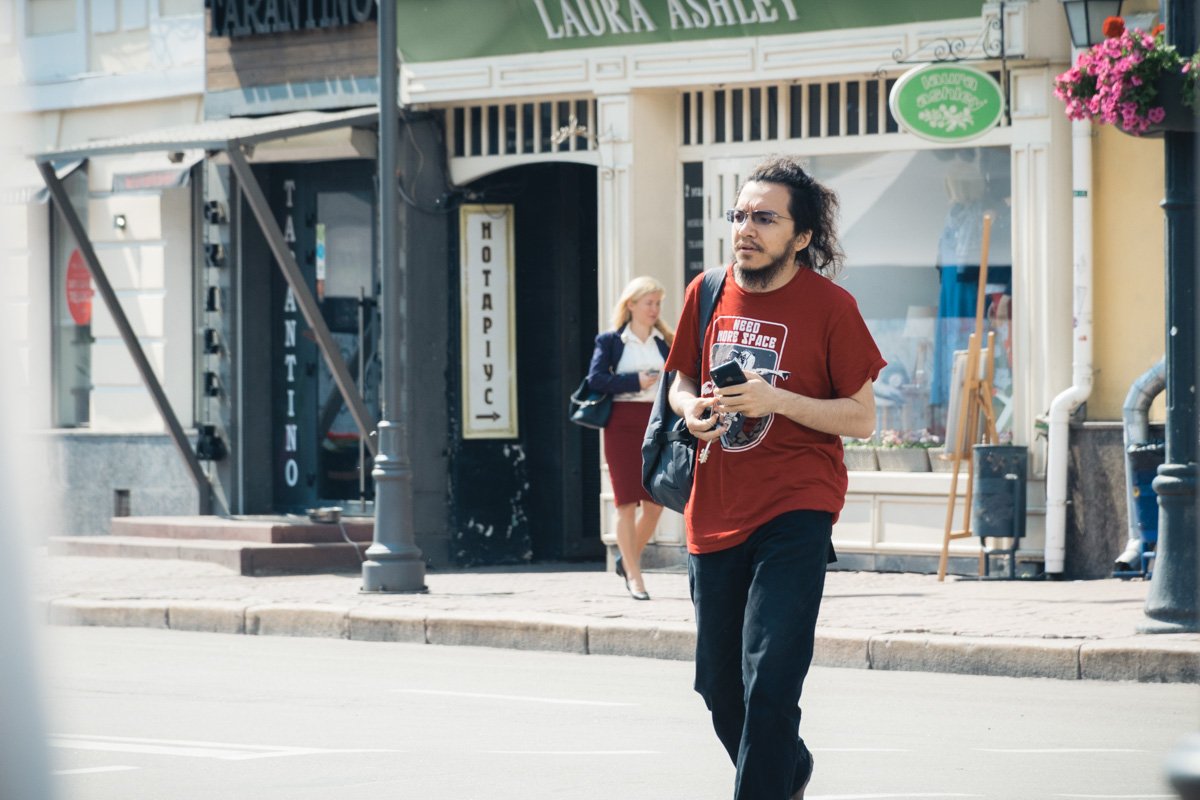 Вскоре на Контрактовой соберутся много фанатов, которые будут наслаждаться игрой любимых команд