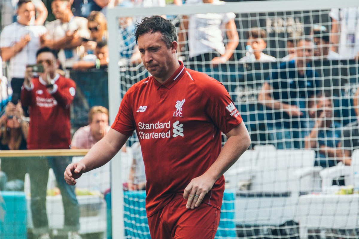 Суперфорвард из прошлого Робби Фаулер немного потолстел