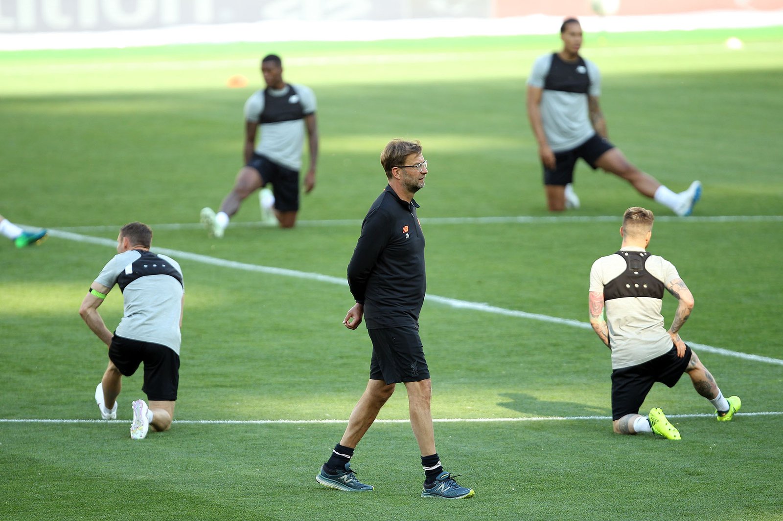 Юрген Клопп бдит Юрген Клопп бдит