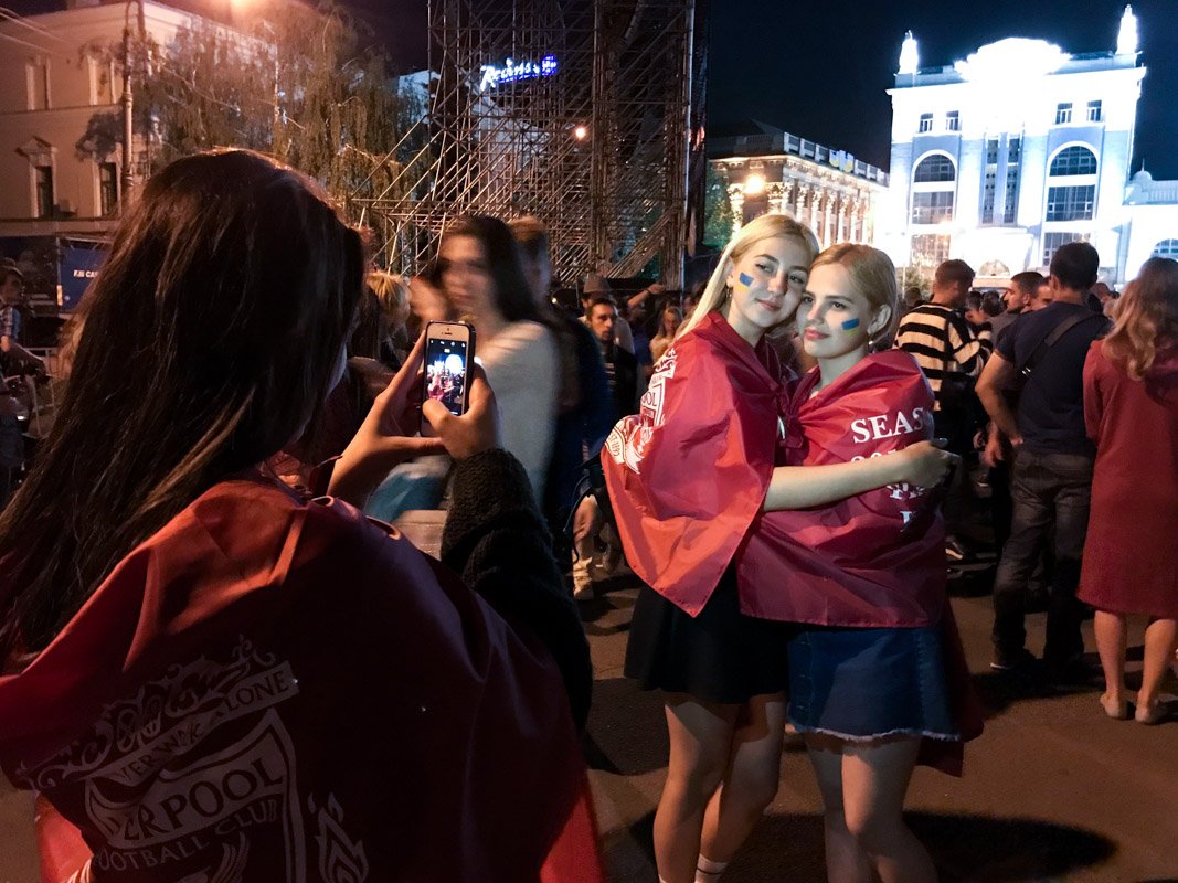 Но бесчинства не повод, чтобы не сделать фоточку