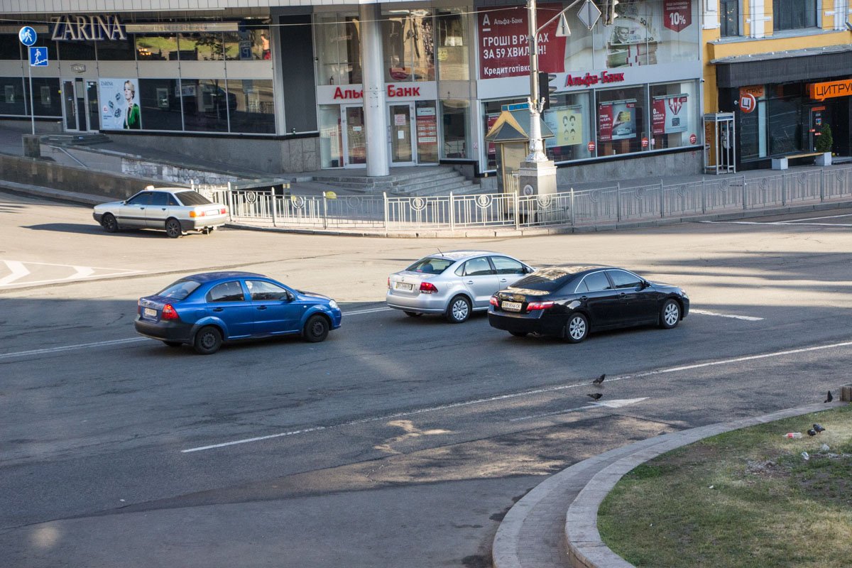 Фан-зона будет стоять еще до 30 мая