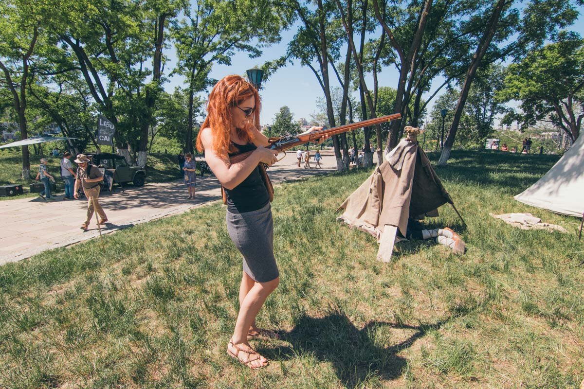 Це-е-ельс! Пли-и-и!