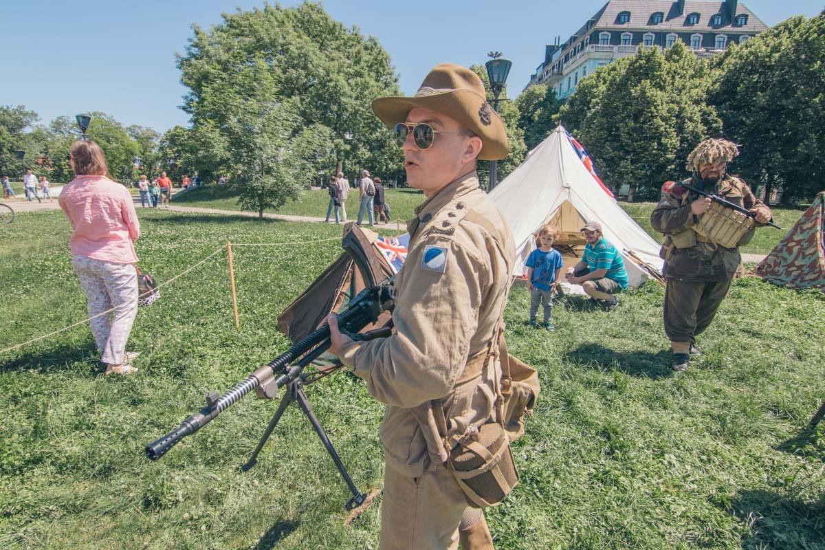 Австралийский солдат времен Второй мировой войны