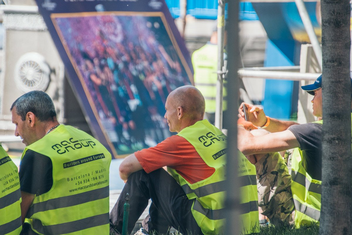Монтировали - монтировали, а сейчас демонтировать... Монтировали - монтировали, а сейчас демонтировать...