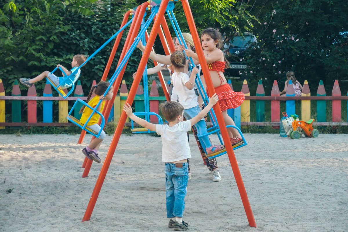 Здесь ежедневно гуляют десятки детей