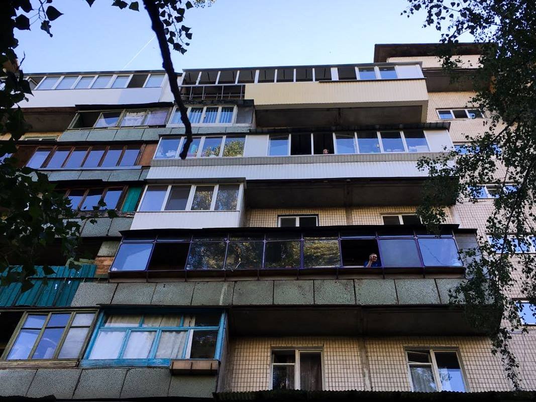 Мужчина выпал с 9 этажа