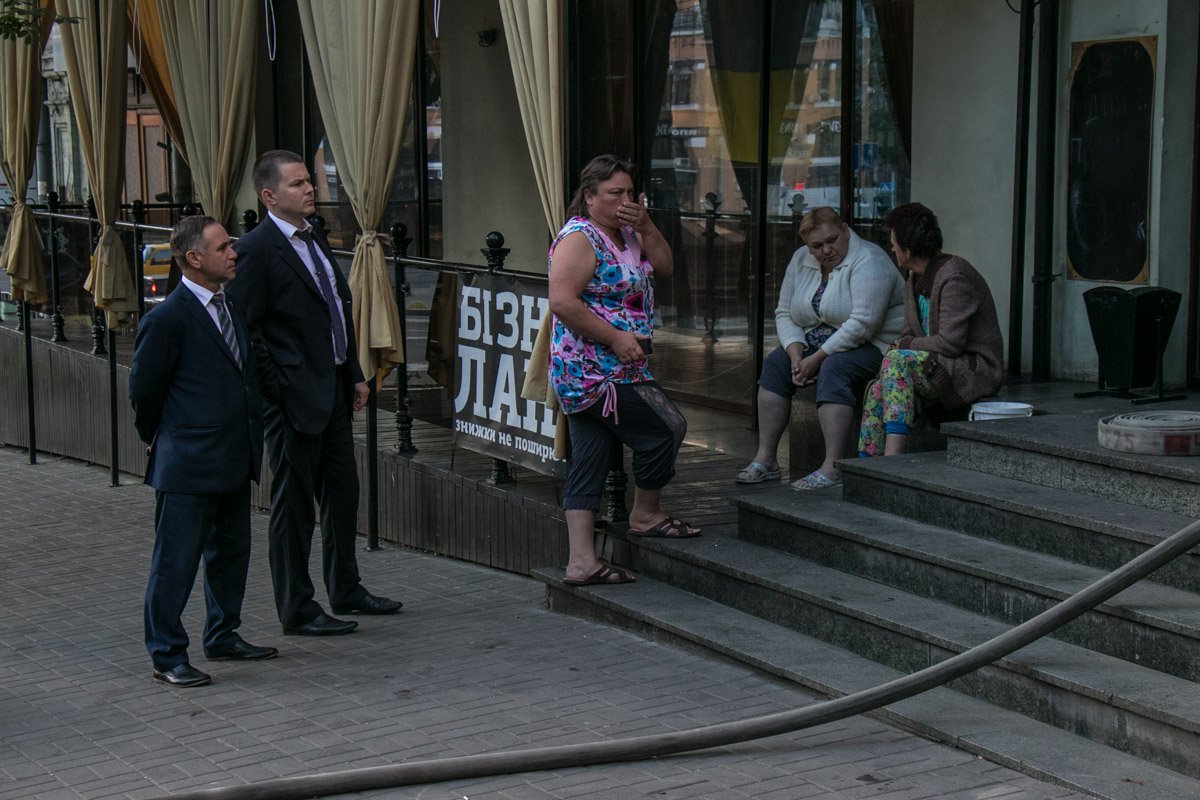 В общественном заведении замкнуло проводку В общественном заведении замкнуло проводку