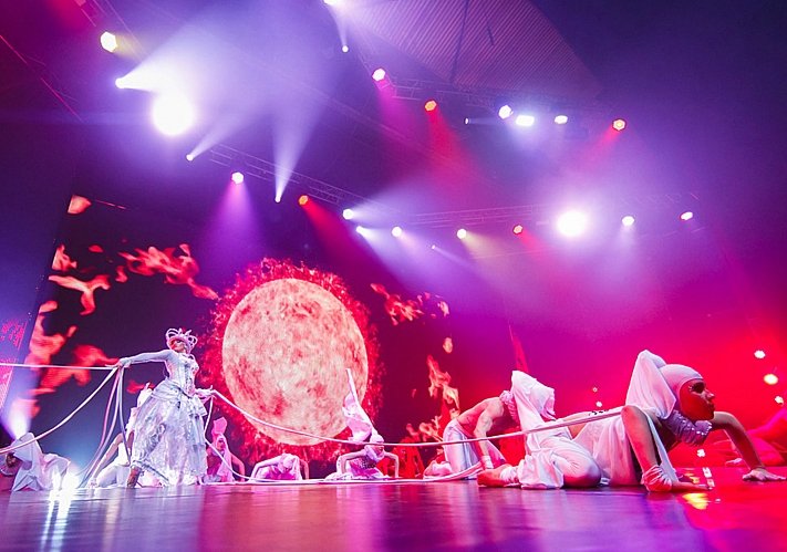 Сюда съедутся коллективы не только из разных городов Украины, но и из других стран Сюда съедутся коллективы не только из разных городов Украины, но и из других стран